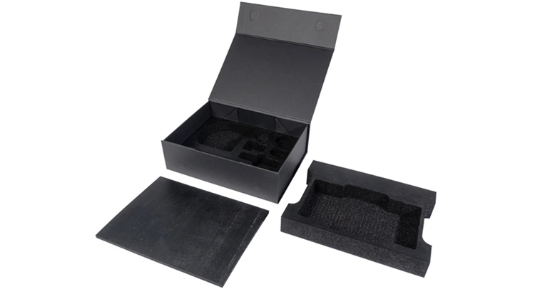 3-teilige Magnetbox mit Schaumstoffeinlagen